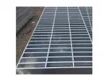 太陽光発電HDGグレーティング通路
