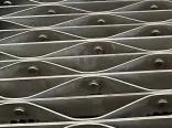 リベットの格子